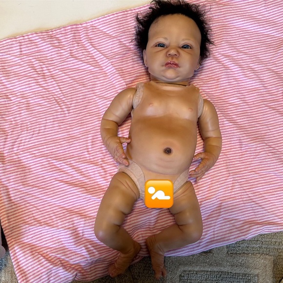 ROSE COTTAGE REBORNS GIRL BABY SILICONE MIX REAL LIFE LIKE NEW DOLL - Picture 9 of 13